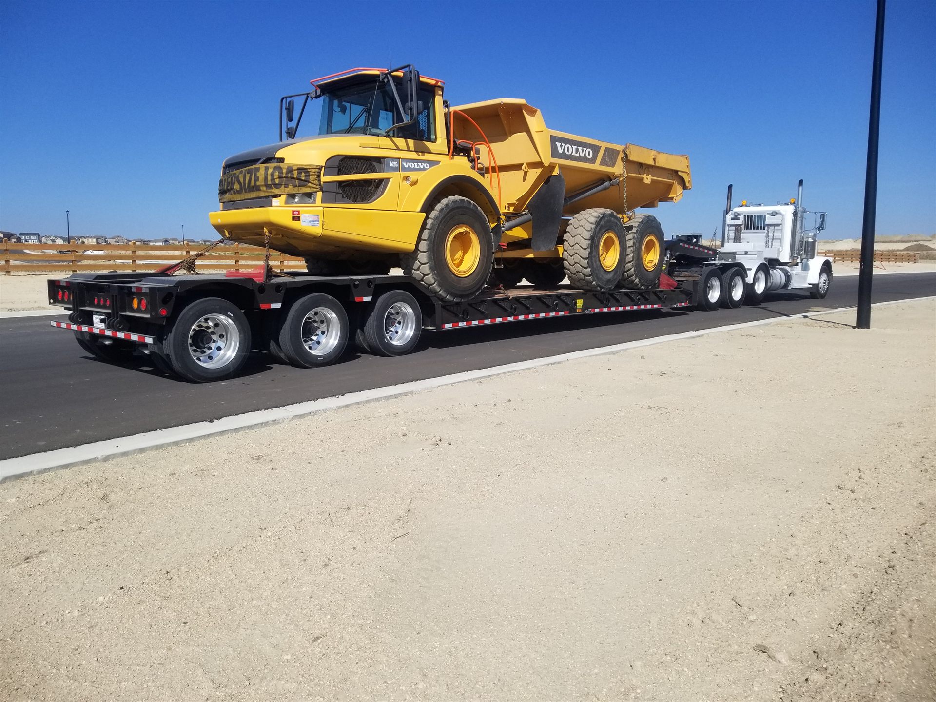 Heavy Hauling | Knob Hill Towing